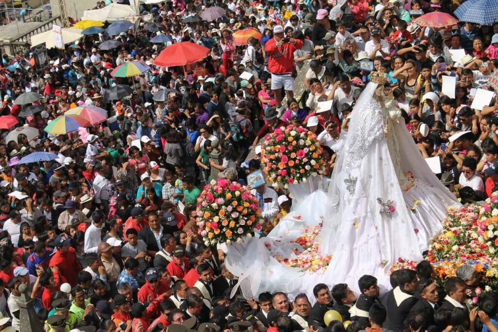 peregrinación virgen de la Nube