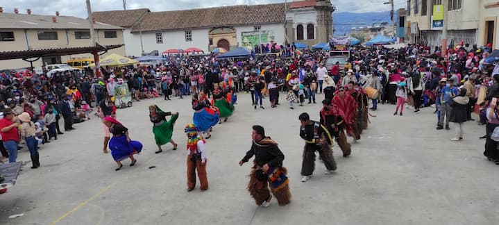 eventos de carnaval en Ecuador 