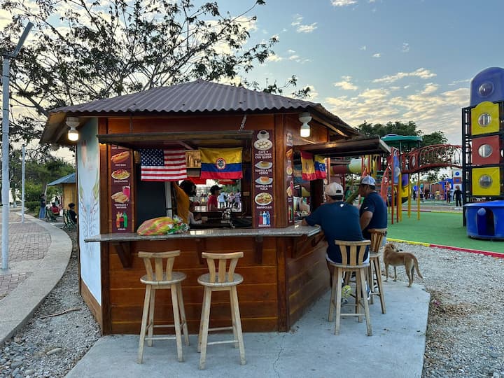 My bar on the beach y su historia