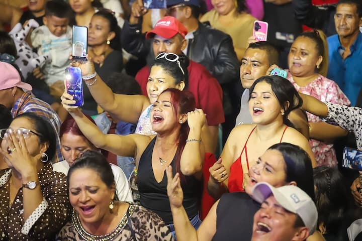 Septiembre 2024 festivo en Ecuador; Milagro elige reina, Cotacachi presenta festivales de rock y de la chicha