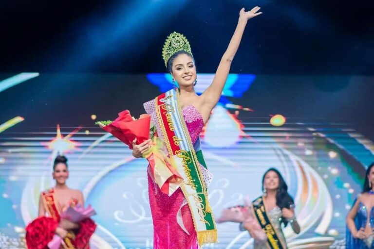 Portoviejo, de fiesta patronal, con nueva Reina; ella es Niurka Piza, quien también buscará el reinado de Manabí