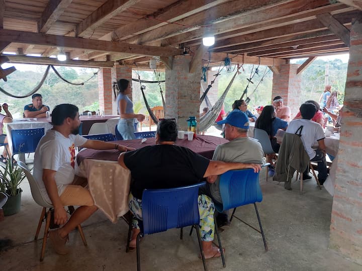 Finca Adelita y su rica comida en Jipijapa