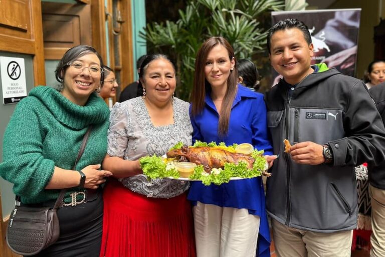 Eventos en el feriado de 5 días en Ecuador; Cuenca, Manta, Bahía de Caráquez y Azogues festejan durante finados